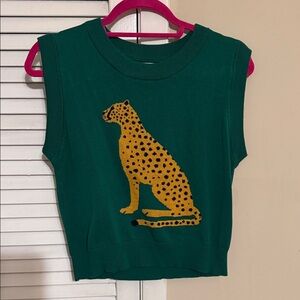 Green Crewneck Sleeveless Sweater with Yellow Cheetah Motif